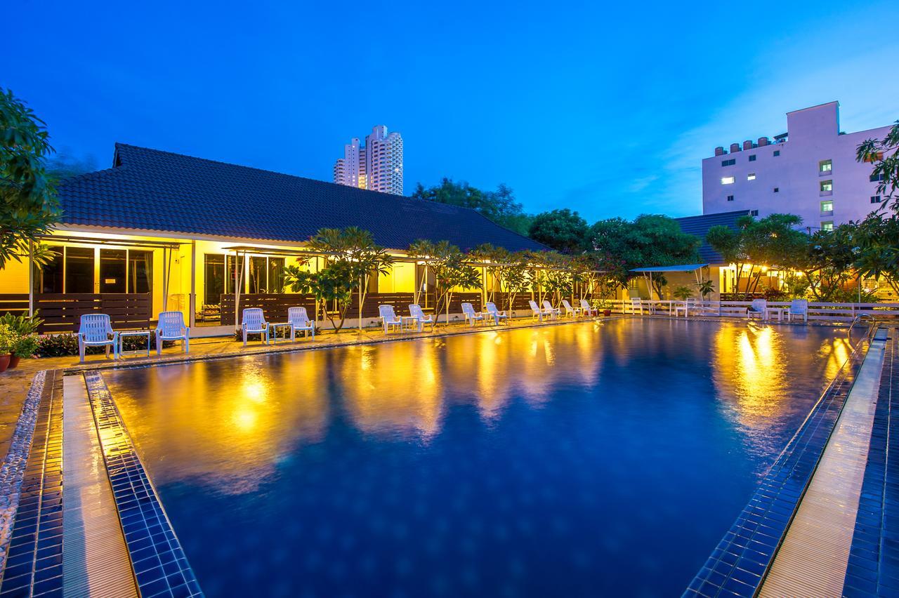 Pk Resort Pattaya Pantai Jomtien Bagian luar foto